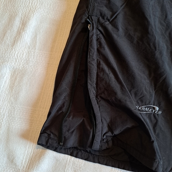 Obermeyer women's size 8 black snow pants with belt style # 35137 - Picture 5 of 9